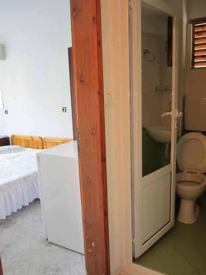 Central Guesthouse نيسيبار المظهر الخارجي الصورة
