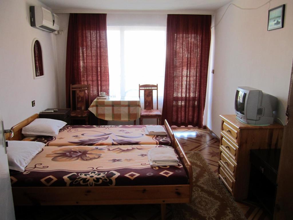 Central Guesthouse نيسيبار المظهر الخارجي الصورة